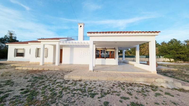 Foto 8fa8f6fa-7925-4c22-aa67-ff06c18d6ac6. Chalet with pool in Alzabares Elche / Elx