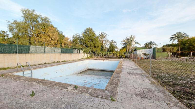 Foto f021321a-8bc5-42cf-8fd9-510667898481. Chalet con piscina in Alzabares Elche / Elx