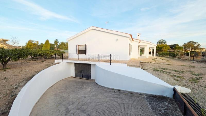 Foto f33cdcc3-b8a8-43c2-aad3-0e9bcdfa6834. Chalet con piscina in Alzabares Elche / Elx