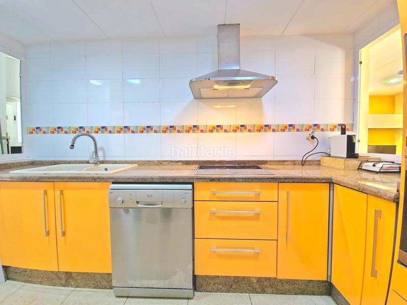 Foto b74f0c04-355a-49ce-bd63-b2c1a54bd6d1. Piso amplia vivienda con terraza y vistas al mar en san antonio, en Cullera