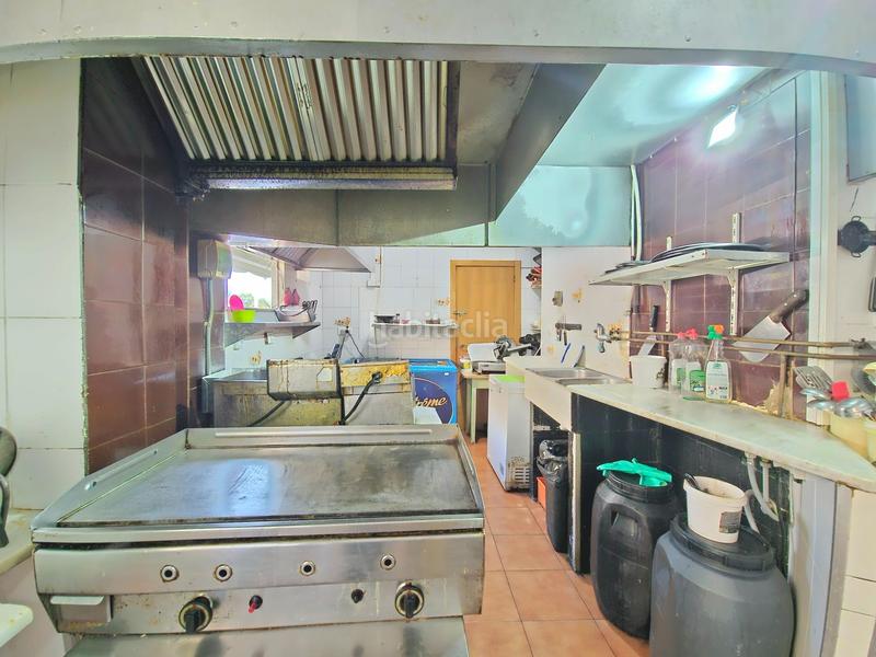 Foto 42ae7a03-6d48-4573-91af-6be30a92e260. Alquiler local comercial en avenida del puerto 17 traspaso de restaurante en pleno funcionamiento en la zona puerto en Cullera