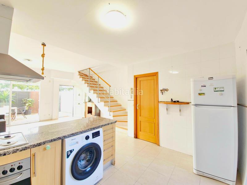 Foto 1ee0d965-aecb-47c0-ad65-473ead914975. Casa adossada a llauri 7 a Bulevar del Xúquer Cullera