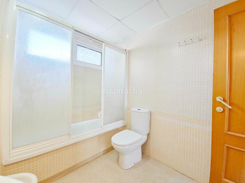 Foto 7a362eb0-1451-4a2b-be00-6ae7291d42e1. Casa adossada a llauri 7 a Bulevar del Xúquer Cullera