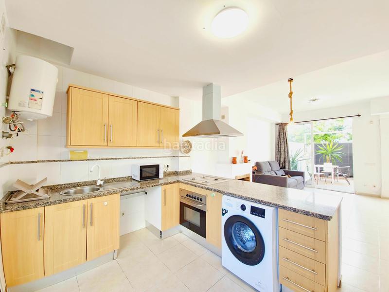 Foto c916e69b-da9a-4980-9bff-f1ce34b96246. Casa adossada a llauri 7 a Bulevar del Xúquer Cullera