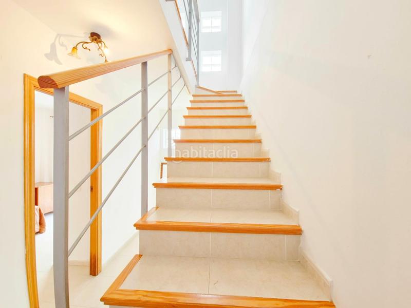 Foto ebf650d3-2fc8-4538-812b-519e68098025. Casa adossada a llauri 7 a Bulevar del Xúquer Cullera