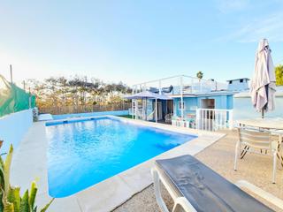 Casa  Numero 31 brosquil 229. Espectacular casa de campo reformada con piscina a 200 metros de