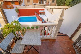 Reihenhaus en Calle calle de zurbar�n. Luz, calma y hogar la casa perfecta para familias en og�jares