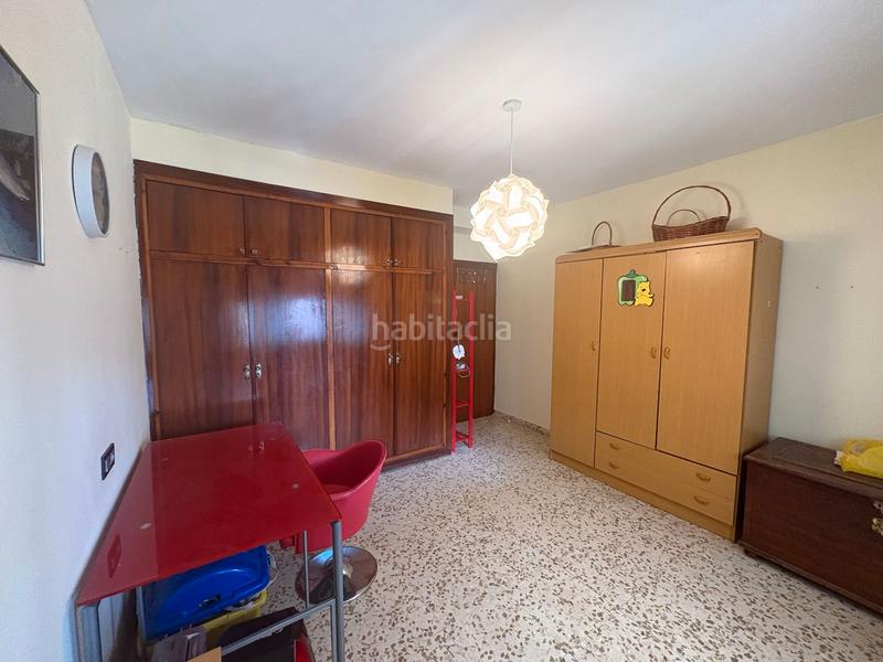 Foto c084fa90-32ff-4e6c-a80c-9cb44771c858. Haus mit parking pool in Polideportivo Alhendín