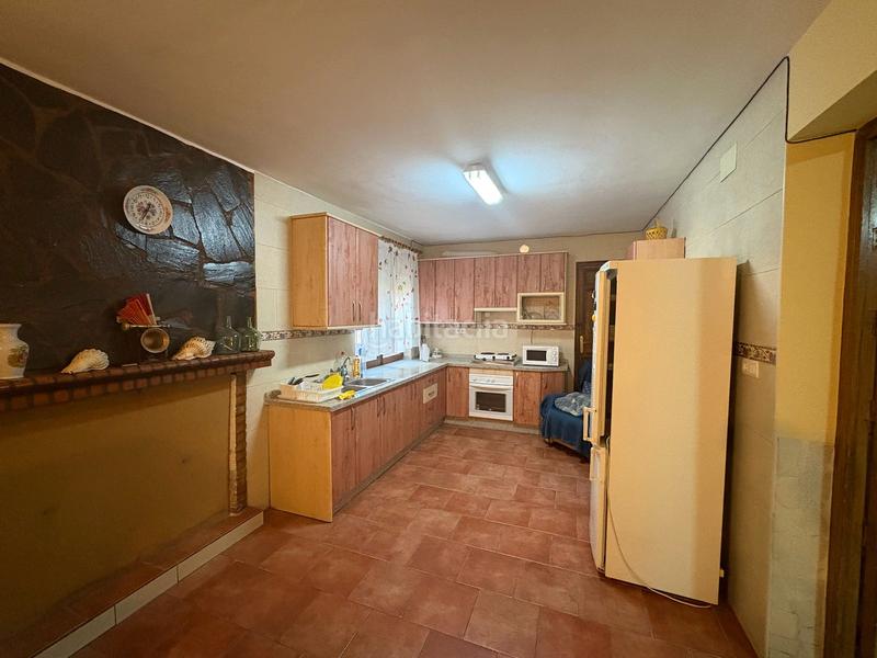 Foto ff5f8e7f-83a8-41fa-af88-a3b16583fc64. Haus mit parking pool in Polideportivo Alhendín