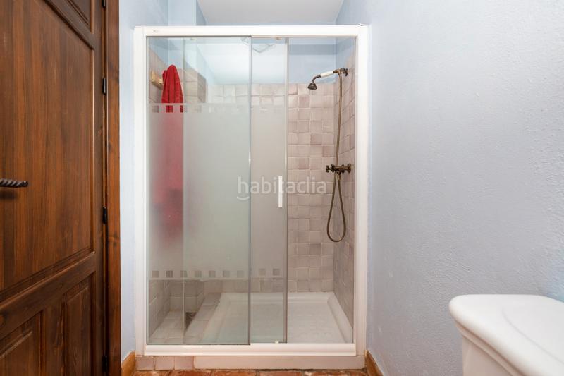 Foto fd30bd8a-fe69-4c7f-bedb-7faab89bcba4. Xalet amb xemeneia calefacció aparcament piscina a Zubia (La)