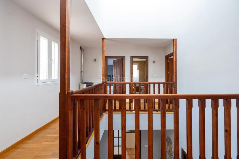 Foto 059c5fff-e2b6-40a8-bc54-4a63d76e5924. Xalet amb calefacció aparcament piscina a Altos de la Zubia Zubia (La)