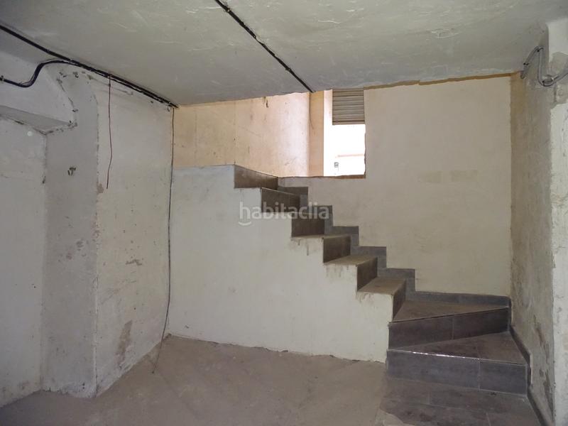 Foto 210a4731-4230-4c58-b66f-d8dcc5f42d5e. Alquiler local comercial local multinivel en calle obispo hurtado () en Granada