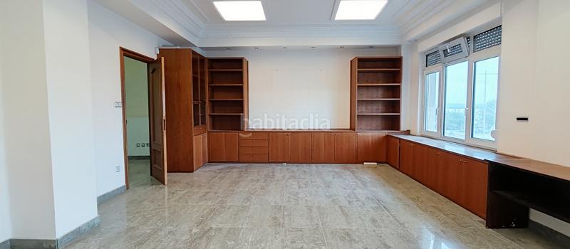 Foto 5c0eab17-f534-4110-bc4c-e71aaf974eec. Location bureau dans Centro - Ayuntamiento Santander