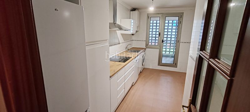 Foto 19071305-37eb-430c-81b2-eea32e654d62. Lloguer pis amb calefacció aparcament a Peñacastillo - Nueva Montaña Santander