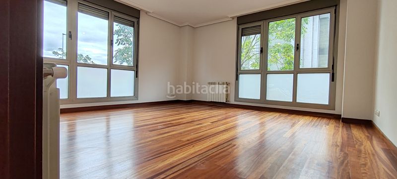 Foto 7a0e71de-6d40-4476-bfa0-a8f70678934e. Rent flat with heating parking in Peñacastillo - Nueva Montaña Santander