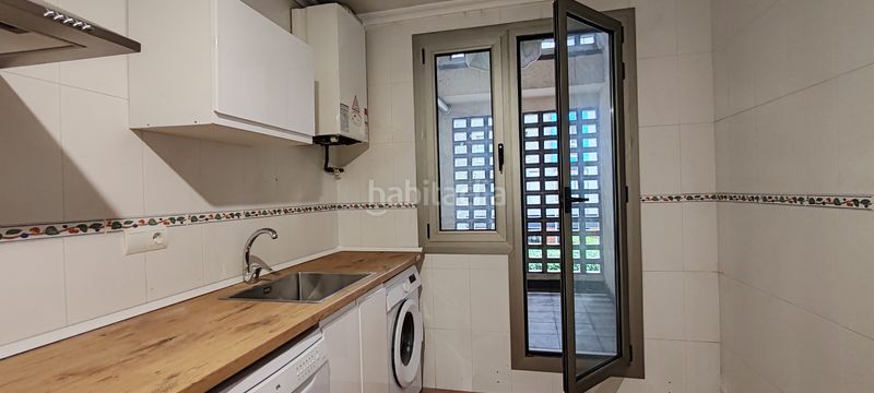 Foto b4a4ff36-a291-44f7-8fea-4a50300cb595. Rent flat with heating parking in Peñacastillo - Nueva Montaña Santander