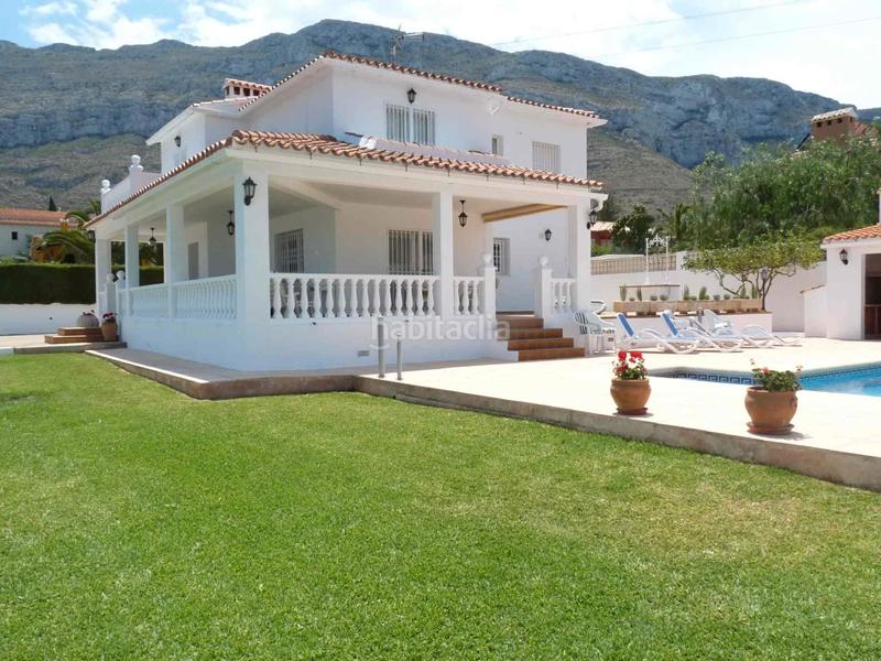 Foto 328cf585-acff-4bac-9ecf-d1d82b2c22a3. Rent chalet with fireplace parking pool in El Montgó Dénia