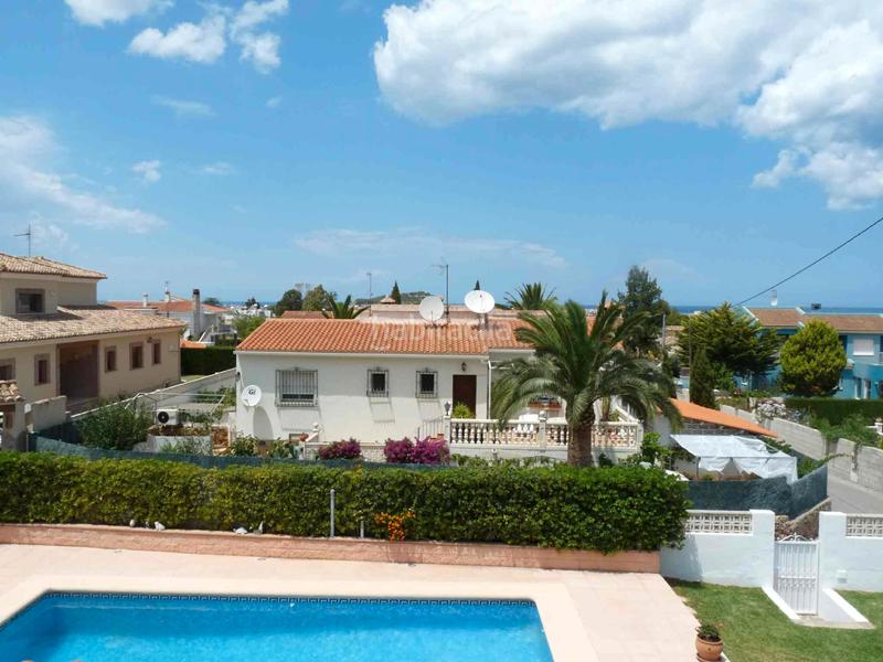 Foto c8decc7e-abe8-44d4-883e-af96d6e05da4. Rent chalet with fireplace parking pool in El Montgó Dénia