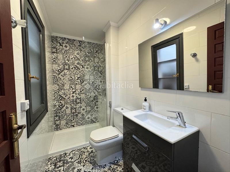 Foto 667ef8e6-a3dd-4f6d-96d1-80969945af9f. Location maison jumelée avec cheminée piscine dans Las Rotas / Les Rotes Dénia