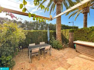 Maison jumelée  Carrer òliba. Adosado duplex con jardín privado