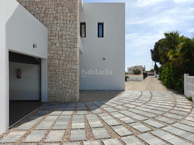 Foto b0b91a98-91e7-47d8-be8b-66c988e72e10. Chalet dans carrer del pi 9 dans La Fustera Benissa