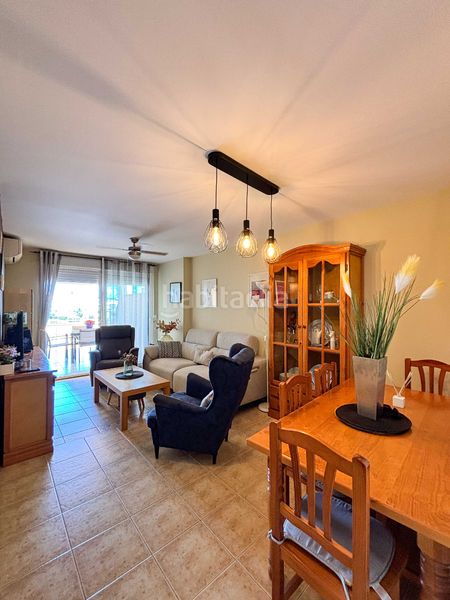 Foto 8071e71a-a82c-43ec-980a-609e329a3914. Apartamento en carretera de les marines a Dénia 35 atico cerca del mar y centro en Dénia