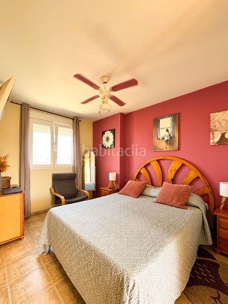 Foto a9764448-def8-46f2-8a68-ca27d57cebae. Apartamento en carretera de les marines a Dénia 35 atico cerca del mar y centro en Dénia
