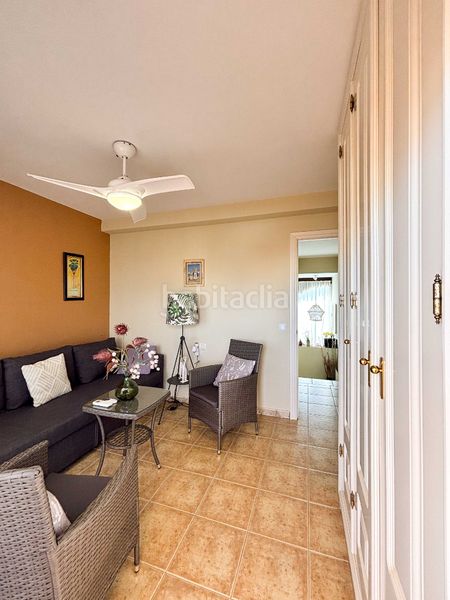 Foto ea26af3f-6ebb-4613-ae92-bef86d5c2824. Apartamento en carretera de les marines a Dénia 35 atico cerca del mar y centro en Dénia