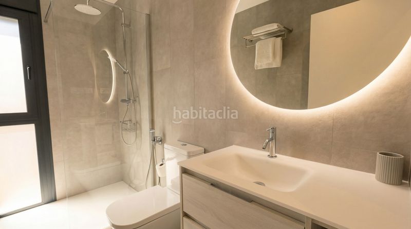 Foto 4b4c8dc2-14ca-48b5-a092-8ede1c0508d0. Affitto casa bifamiliare con parcheggio piscina in Dénia