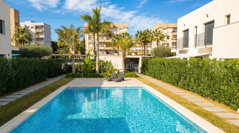 Foto a983039a-2436-4f11-a414-947c69079a1c. Affitto casa bifamiliare con parcheggio piscina in Dénia