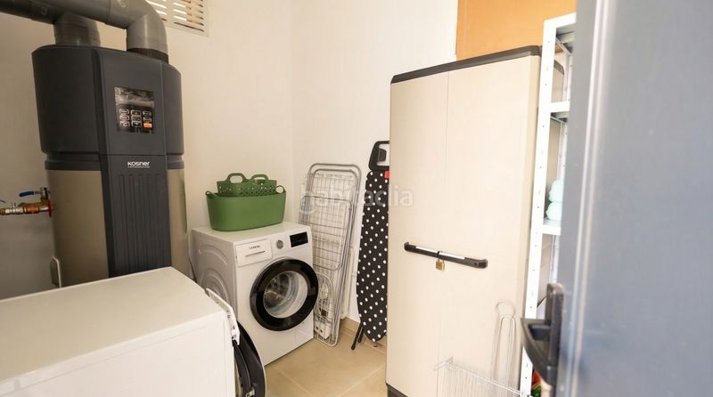 Foto a9b605ff-ea8c-4442-bd7a-342838888a77. Affitto casa bifamiliare con parcheggio piscina in Dénia