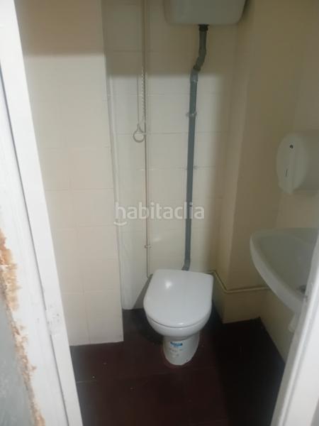 Foto e627aaca-a202-4b9e-b341-4244a04b2715. Local comercial en Prosperitat Barcelona