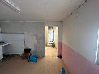 Piso  Carrer de la florida. Ideal inversion reformar y revender