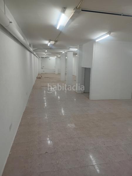 Foto 14ea19bd-791c-4c76-9f31-b9fba45e06b5. Local commercial dans Prosperitat Barcelona