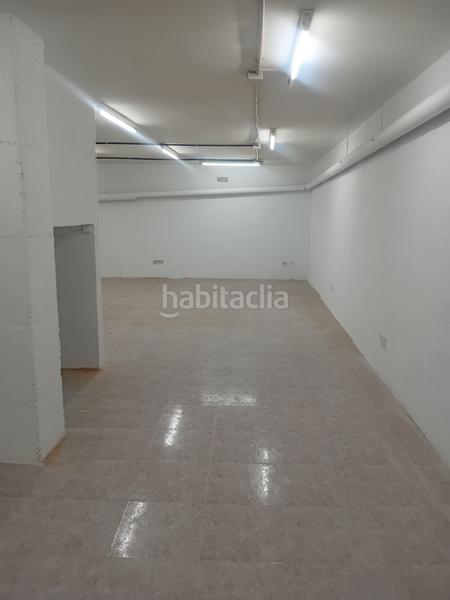 Foto 99c1ef33-0df1-43f8-a654-85c0c4bfa3b3. Local commercial dans Prosperitat Barcelona