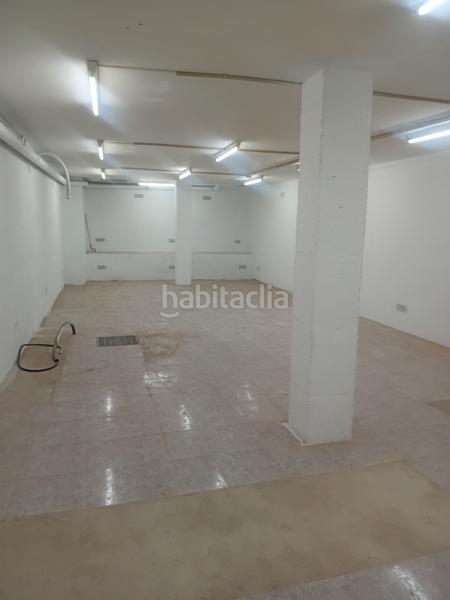 Foto d1e46186-7725-49c0-9f12-e01286efc40a. Local commercial dans Prosperitat Barcelona