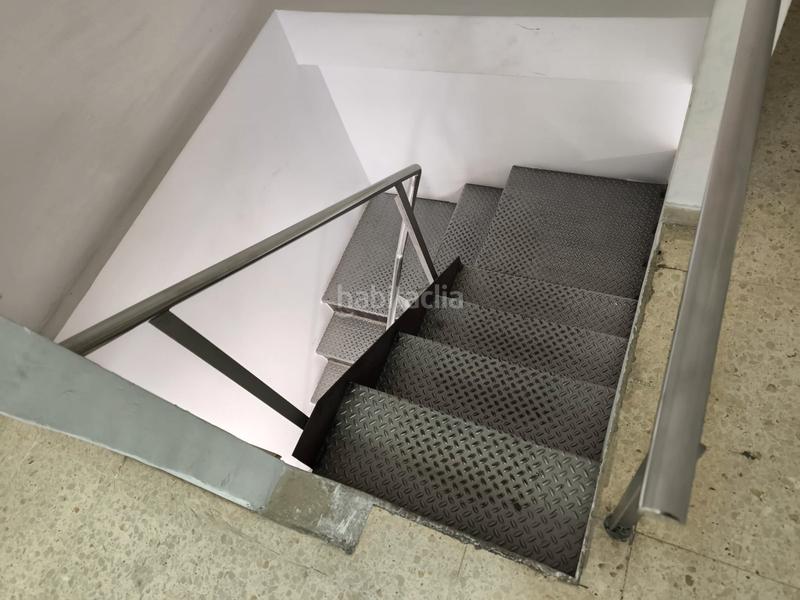 Foto 0e5a0373-2ae9-4044-8157-6e1a170fffc7. Alquiler local comercial ideal para oficinas o negocio en Barcelona