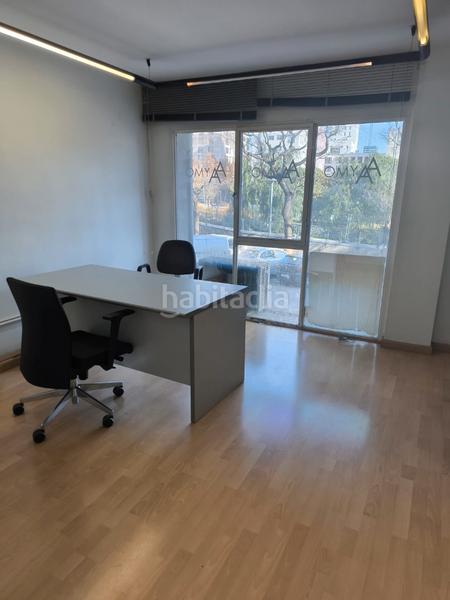 Foto 3cc79f59-5a80-4c65-ac40-ad1006d5ecda. Alquiler local comercial ideal para oficinas o negocio en Barcelona