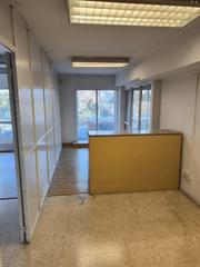 Location Local commercial  Carrer gran de sant andreu. Ideal para oficinas o negocio