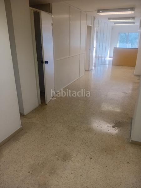 Foto b2e355b0-c14e-4906-85ed-2b6ecf92ce2d. Location local commercial dans Sant Andreu de Palomar Barcelona