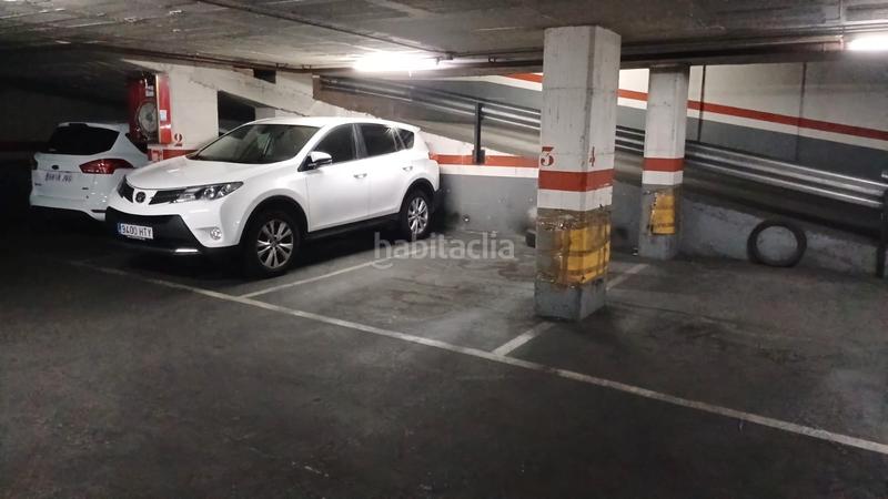 Foto 4e96feae-b00e-4e8b-a3a4-55aec1b83477. Parking coche en muy buena zona en Prosperitat Barcelona