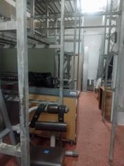 Location Local commercial  Carrer dels garrofers. Dispone de licencia sanitaria