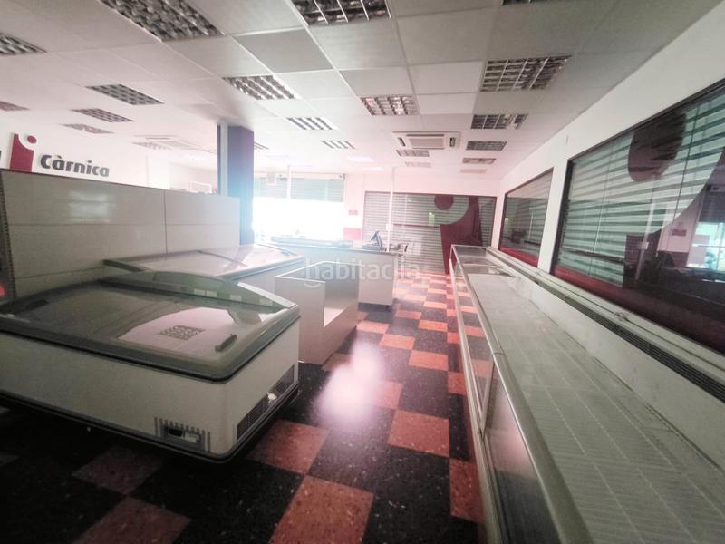 Foto 81cf19d3-8a1e-4a81-951f-66bffe7c737d. Traspaso local comercial ideal para negocio de cualquier tipo en Barcelona