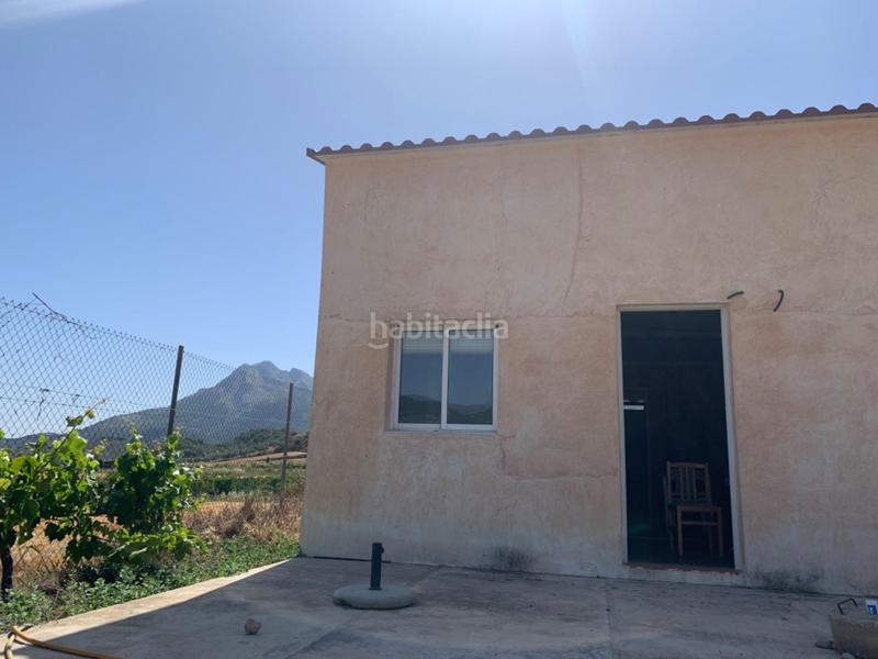 Foto c7205767-e050-4f7c-ad1a-b2d72ca49d8e. Casale con parcheggio in Alfarnate