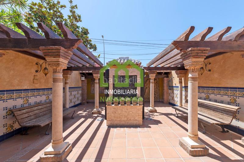 Foto 187d1309-a330-4ce7-950e-03110c07e31b. Chalet  en venta en pedregalejo tu hogar junto al mar! en Málaga