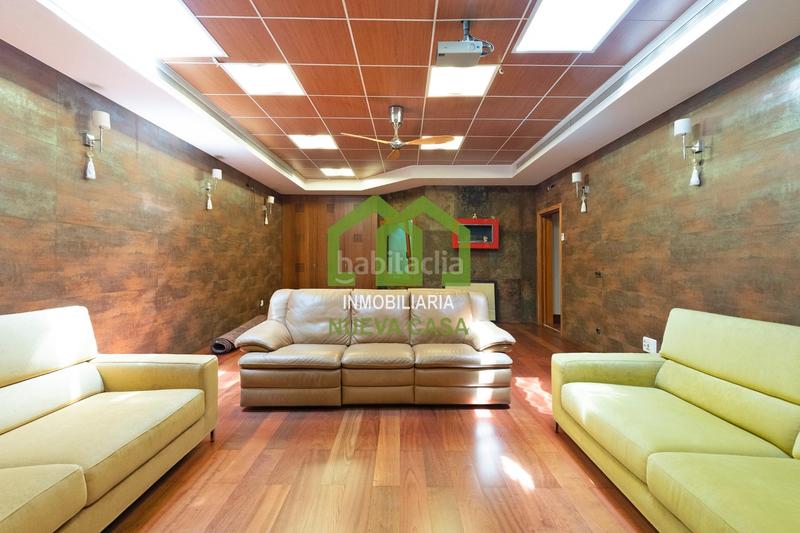 Foto 1ed68fcb-4e4d-4317-8c07-d99187456968. Chalet  en venta en pedregalejo tu hogar junto al mar! en Málaga