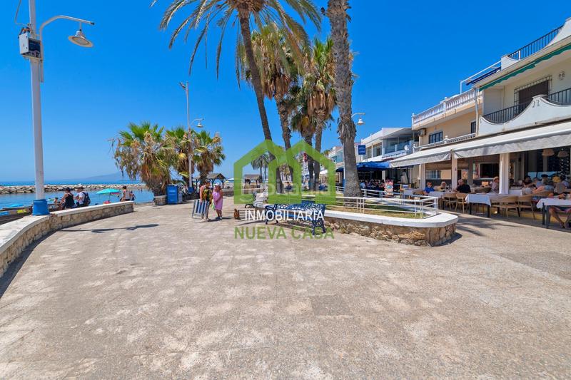 Foto 4a8536f4-6623-4f54-a7dd-f7b1d27cd2ad. Chalet  en venta en pedregalejo tu hogar junto al mar! en Málaga