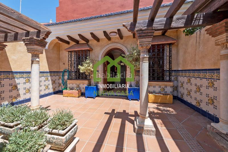 Foto 5ae472c8-3039-40bd-a8b2-99f095e185bb. Chalet  en venta en pedregalejo tu hogar junto al mar! en Málaga