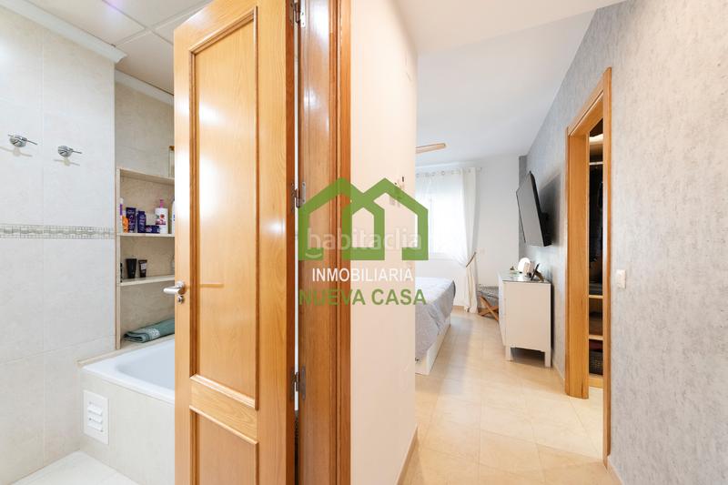 Foto 14640893-1b3e-42d6-a277-ebb4d585e0a5. Chalet con camino riscaldamento parcheggio piscina in Alhaurín de la Torre