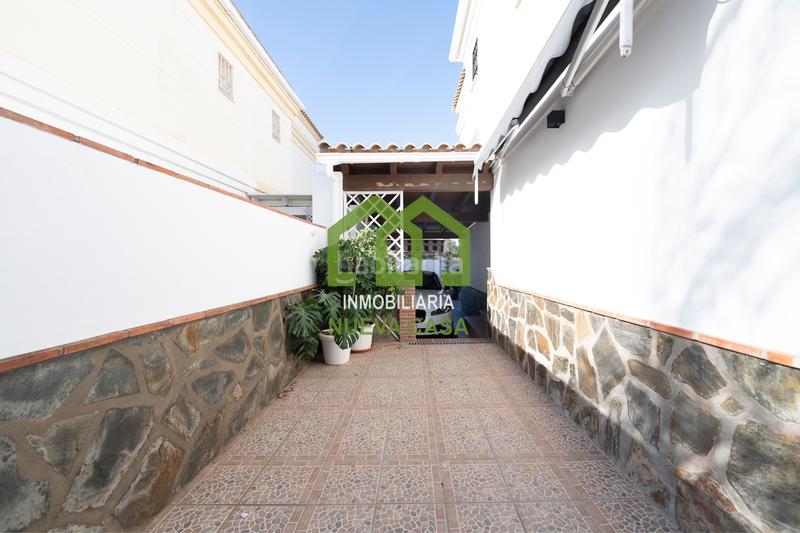 Foto 307f4b93-ed70-4c80-9752-e1246584a883. Chalet con camino riscaldamento parcheggio piscina in Alhaurín de la Torre